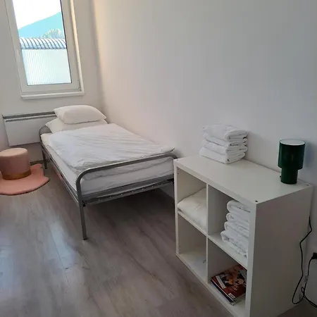 Apartament Budget Knm5 *