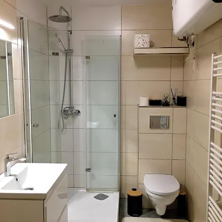 Apartamento Budget Knm5 *